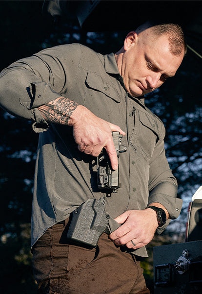 Blackhawk Jacket Slot Duty Belt Loop Holster w/Screws Black, Gun Holsters -   Canada